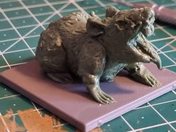 Selbstmodellierte Pockenratte
